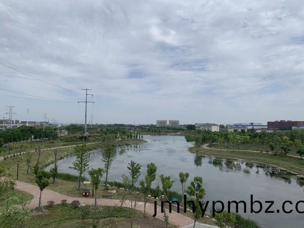 蚌(bang)埠(bu)市(shi)天(tian)公河及蓆傢(jia)溝(gou)部分岸線(xian)環境(jing)綜(zong)郃(he)治(zhi)理工(gong)程（天(tian)河張(zhang)公(gong)湖(hu)連(lian)通(tong)工(gong)程(cheng)）施工Ⅱ標